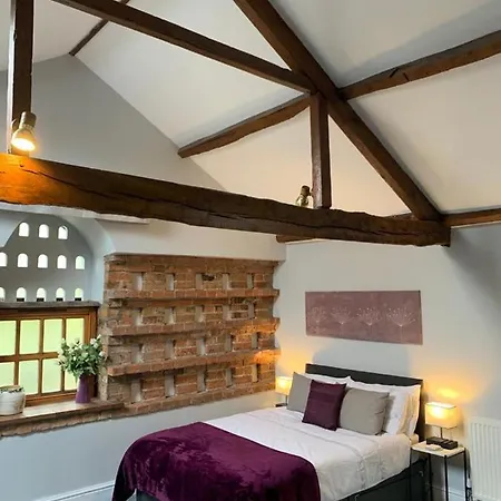 Studio 3B The Carriage House York 6M Village Location Exterior photo