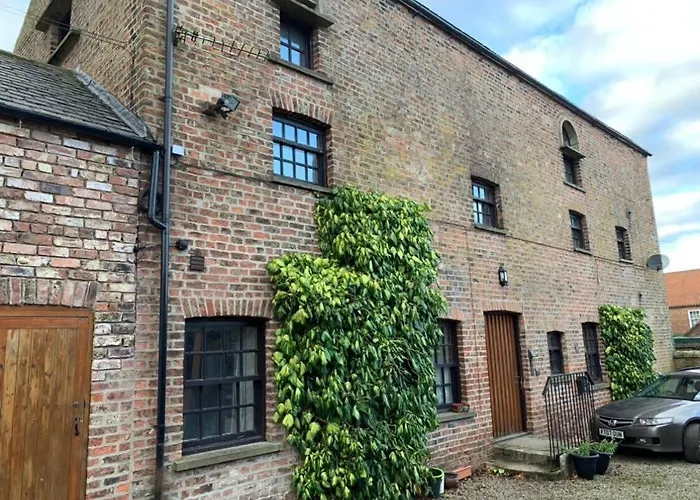 Studio 3B The Carriage House York 6M Village Location