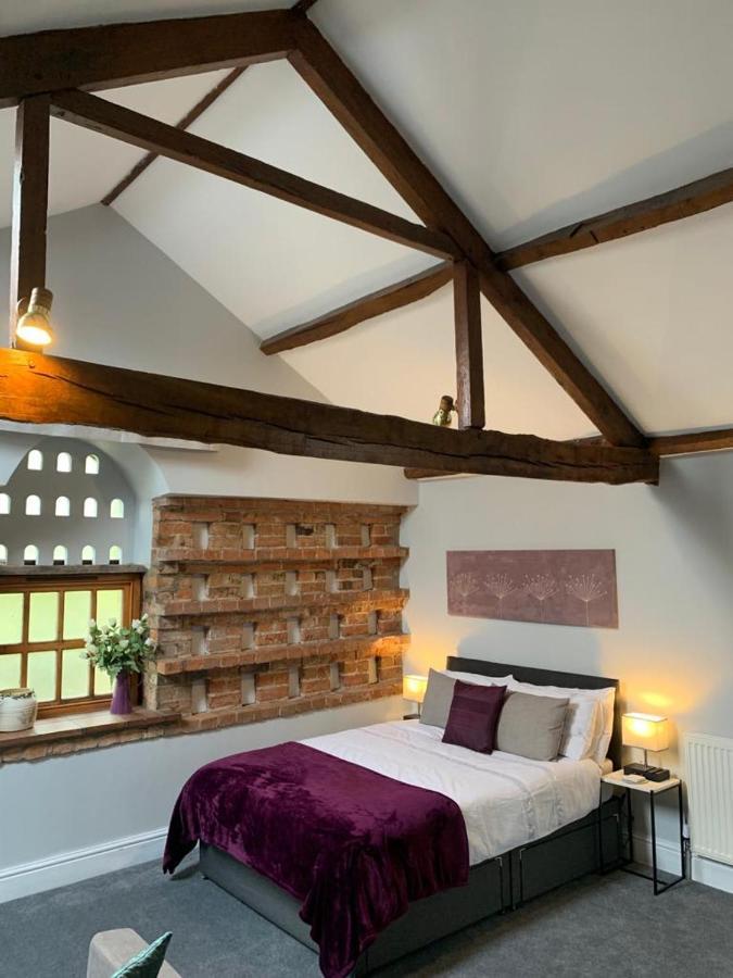 3b The Carriage House 6m Village Location Apartment *