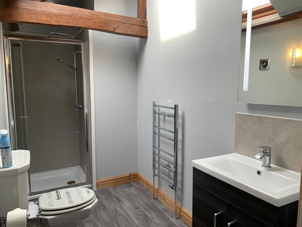 3b The Carriage House 6m Village Location Apartment York