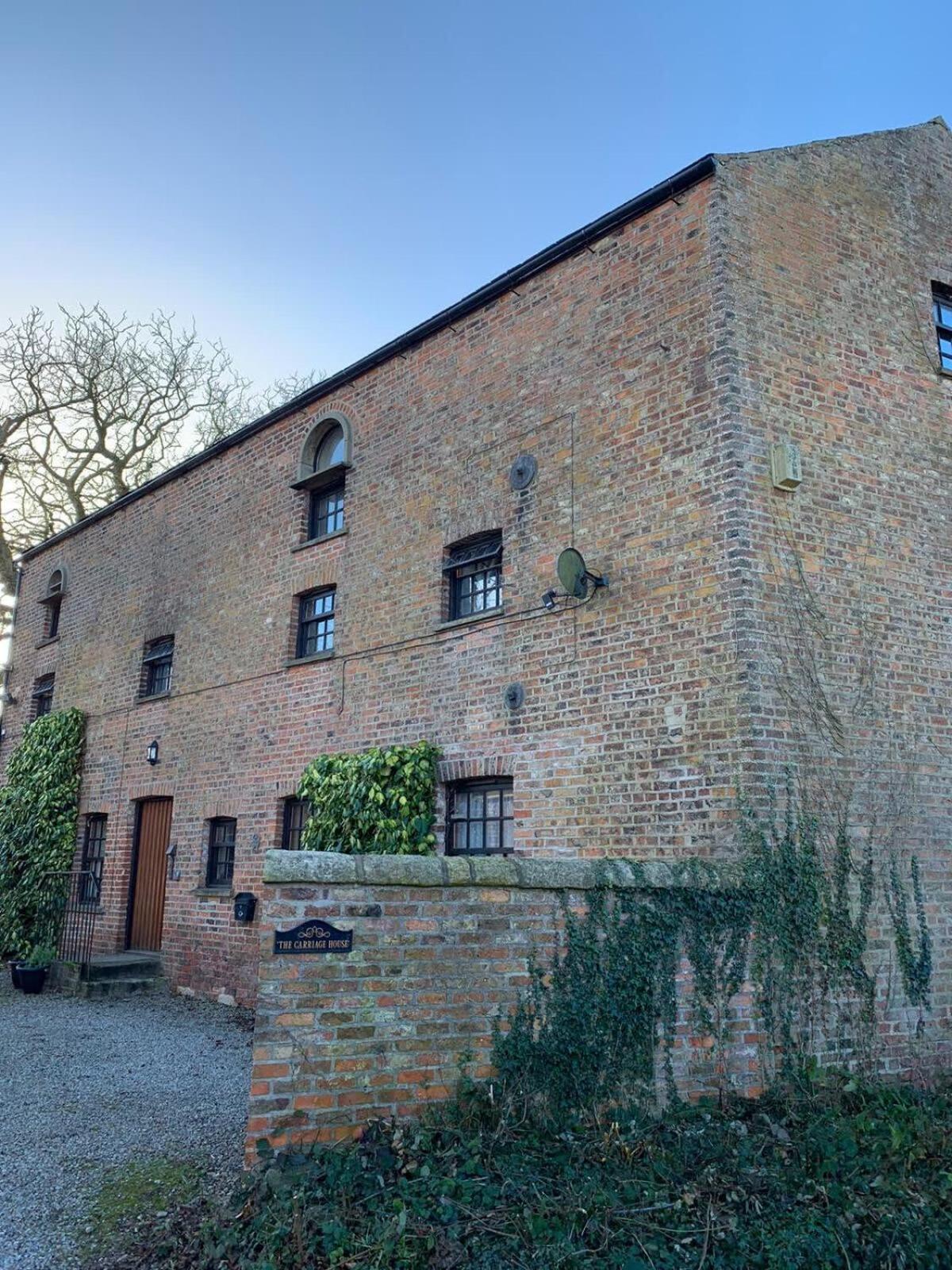 3b The Carriage House 6m Village Location